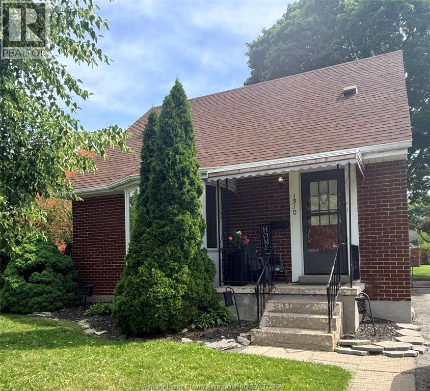 1310 Askin Avenue Property Photo 1