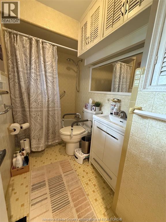 1310 Askin Avenue Property Photo 7