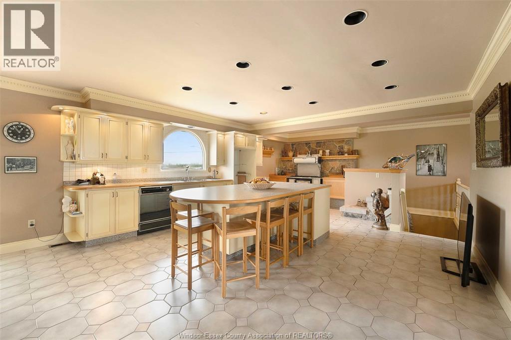 9553 Malden Road Property Photo 14