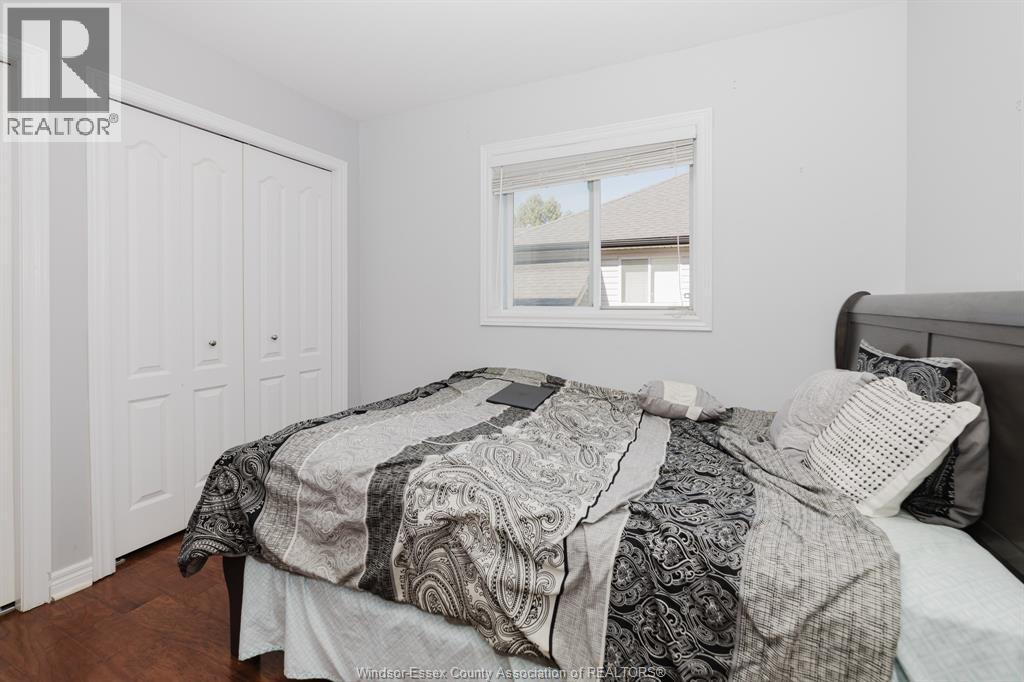 3068 Troup Crescent Property Photo 16