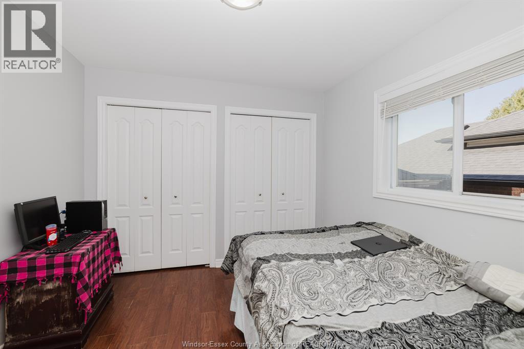 3068 Troup Crescent Property Photo 17