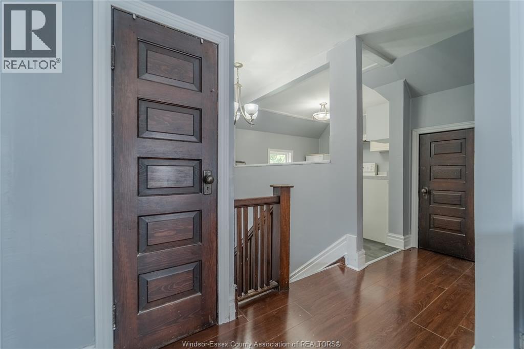 752 Windermere Road Unit# Upper Property Photo 5