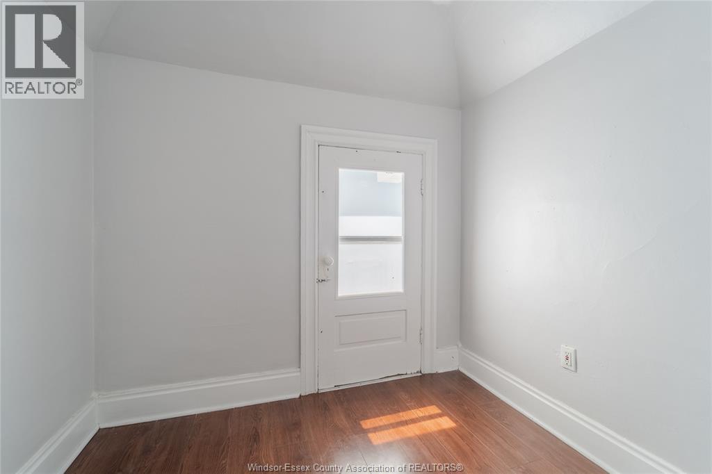 752 Windermere Road Unit# Upper Property Photo 11
