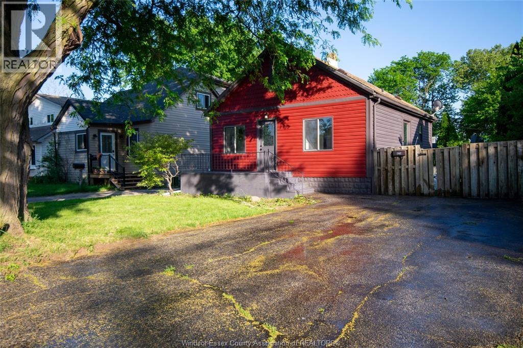 629 Stanley Property Photo 2