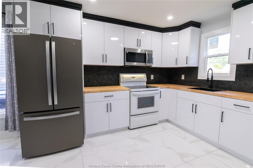 629 Stanley Property Photo 7