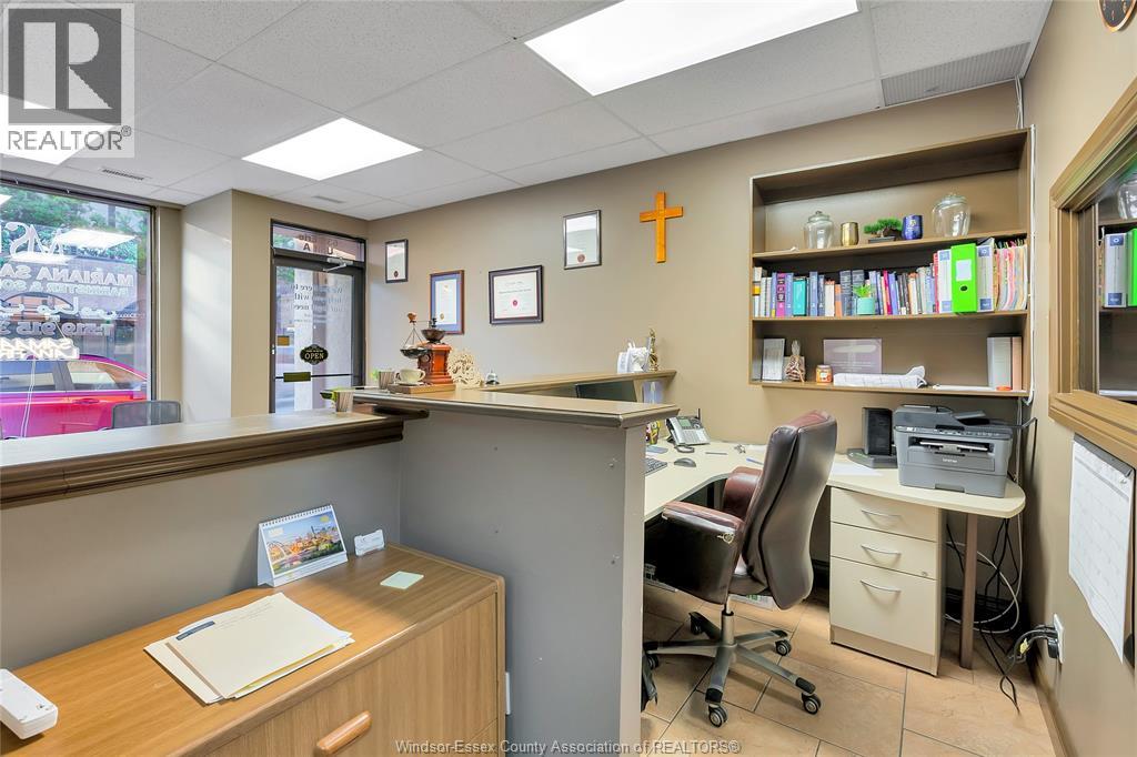 635 Erie Street East Property Photo 7