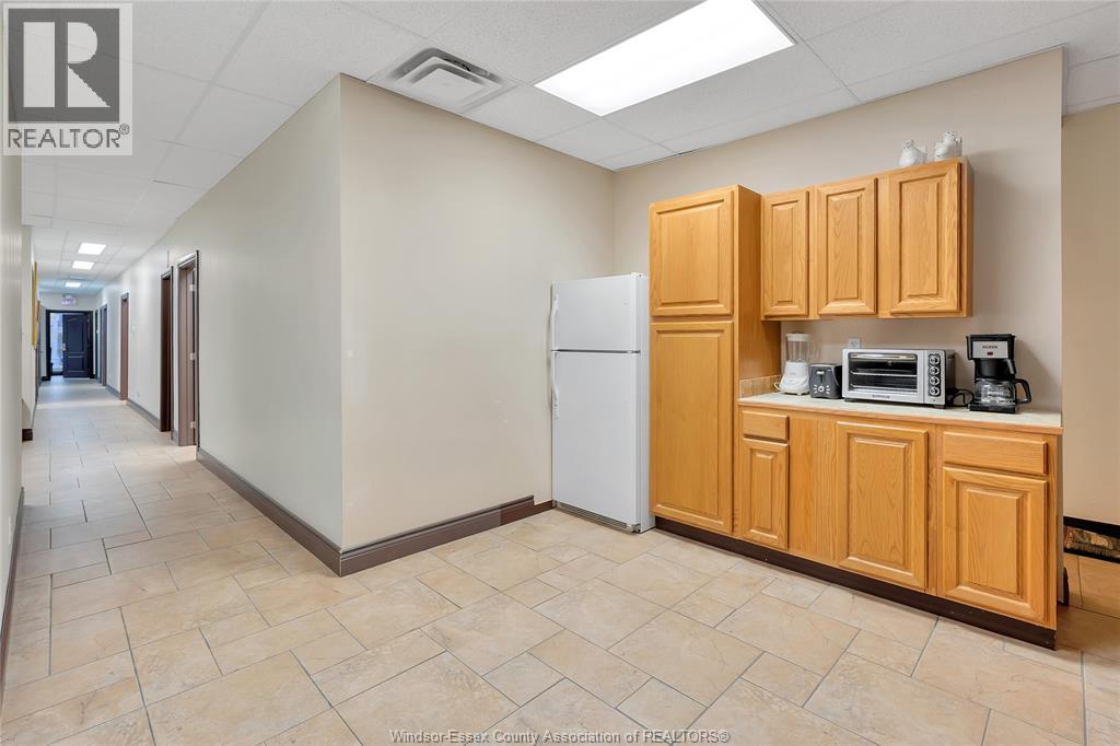 635 Erie Street East Property Photo 28