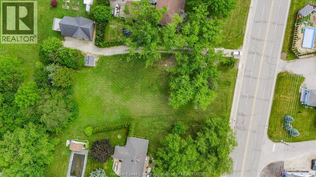 1117 Front Road North Property Photo 1