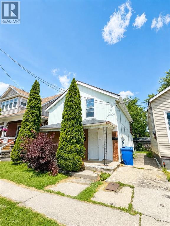 234 Lochiel STREET