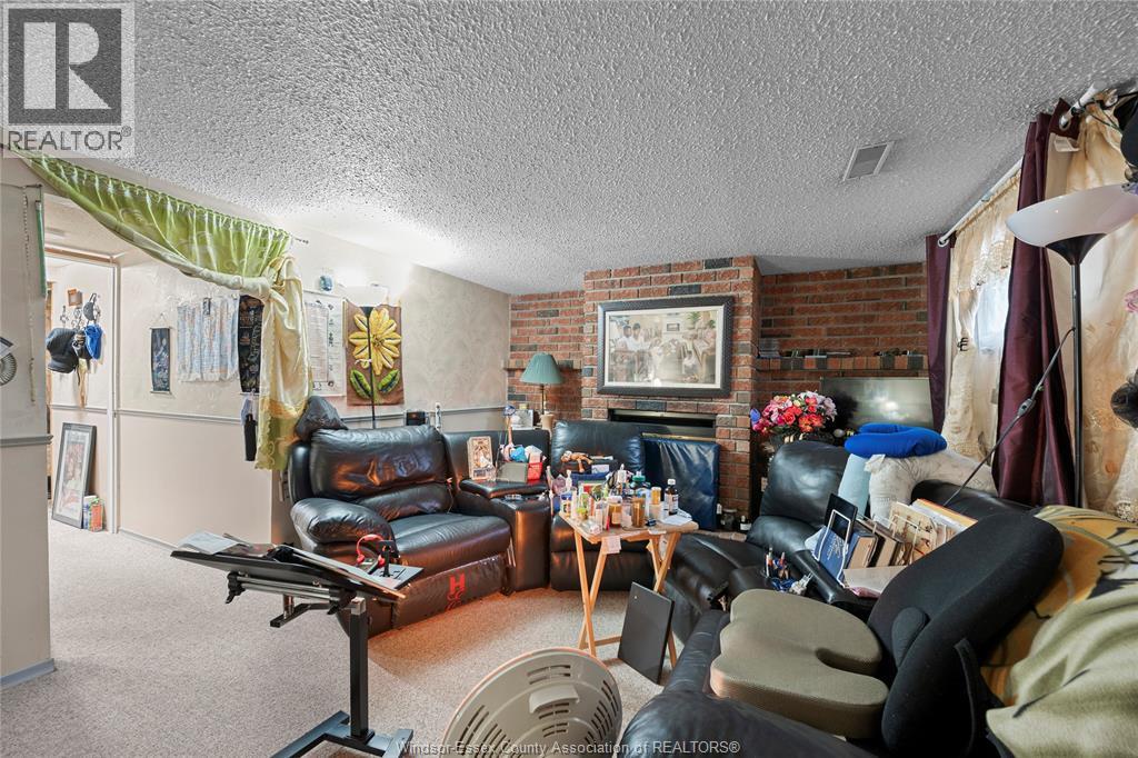 9606 Avery Lane Property Photo 24