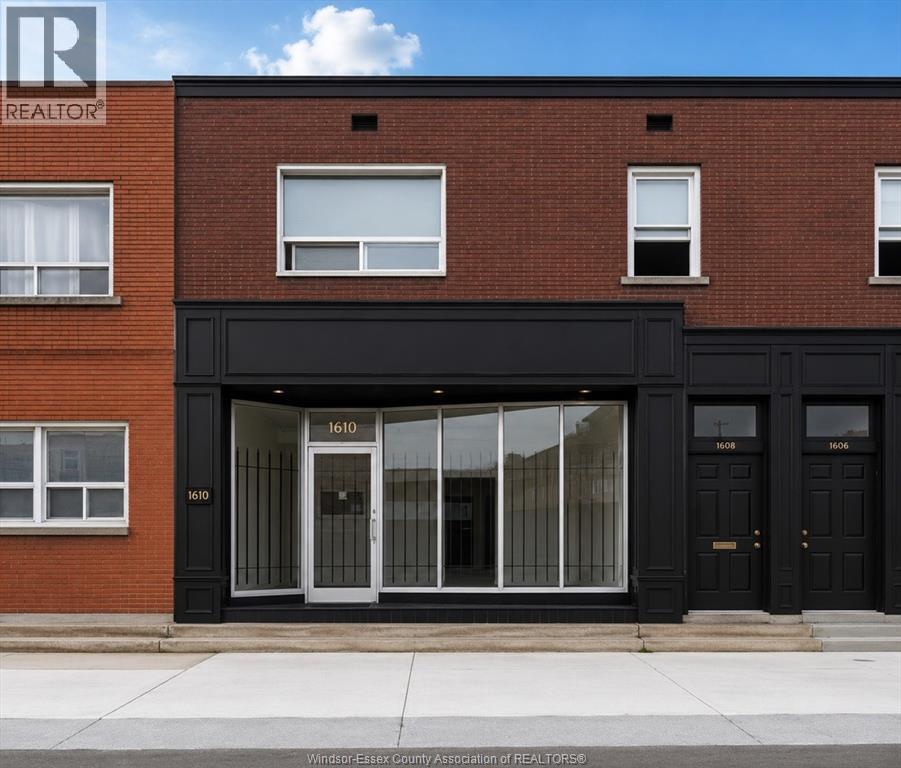 1610 UNIVERSITY AVENUE Property Photo 1