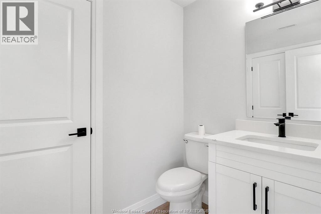 1844 Meighen Road Property Photo 9