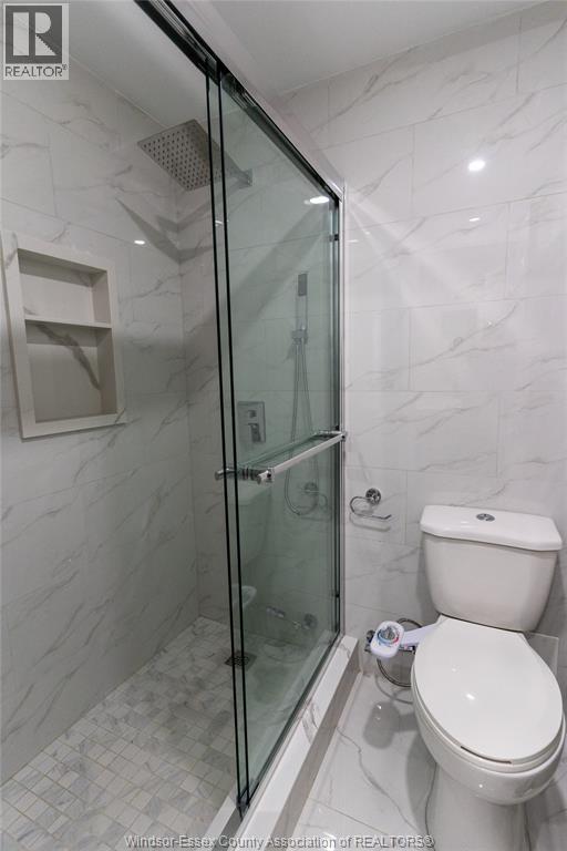 765 Dougall Avenue Property Photo 13