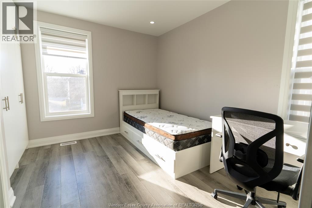 765 Dougall Avenue Property Photo 17