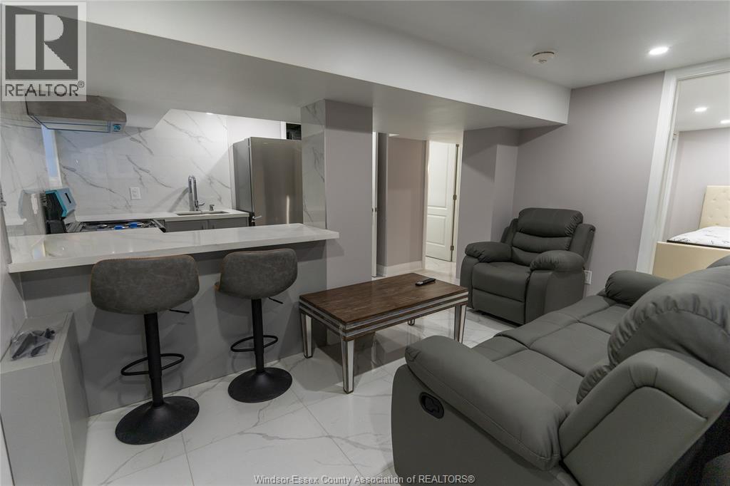765 Dougall Avenue Property Photo 22