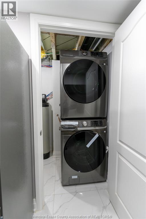765 Dougall Avenue Property Photo 31