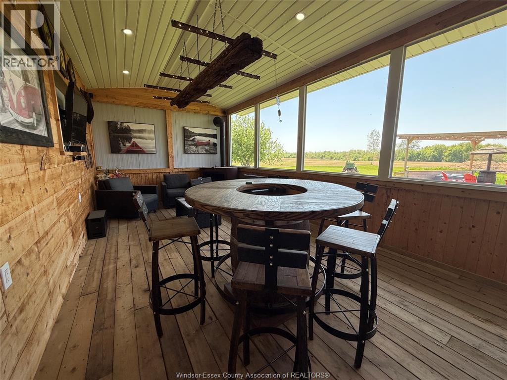658 Talbot Street East Property Photo 14