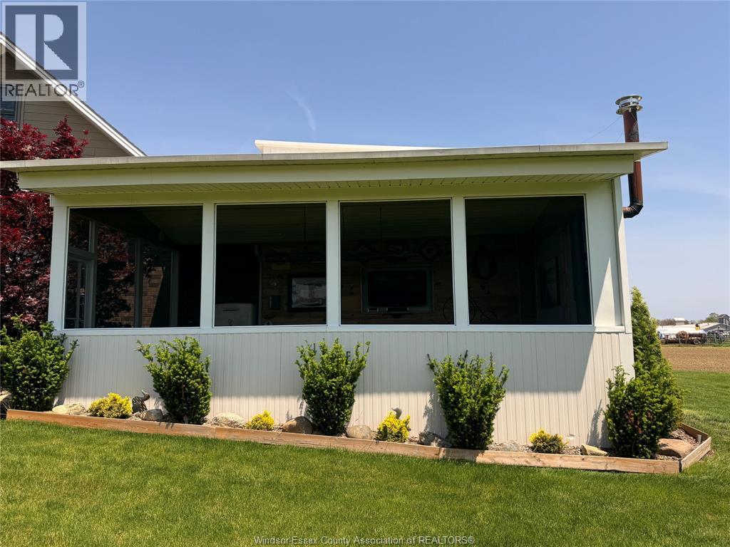 658 Talbot Street East Property Photo 16