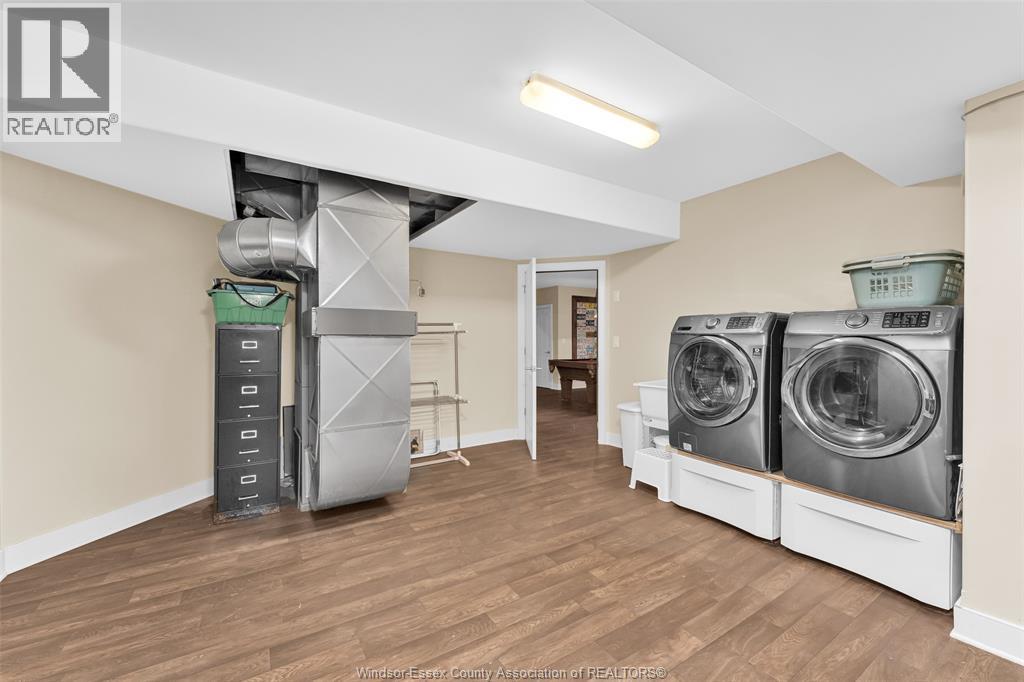 658 Talbot Street East Property Photo 37