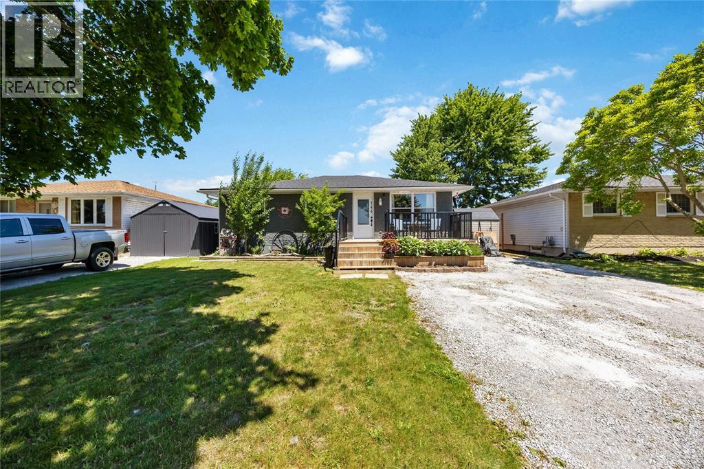 144 TEMPLETON CRESCENT Property Photo 1