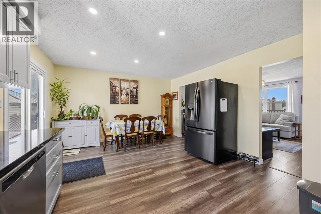 144 Templeton Crescent Property Photo 10