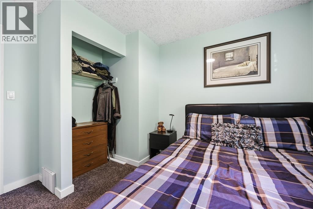 144 Templeton Crescent Property Photo 15