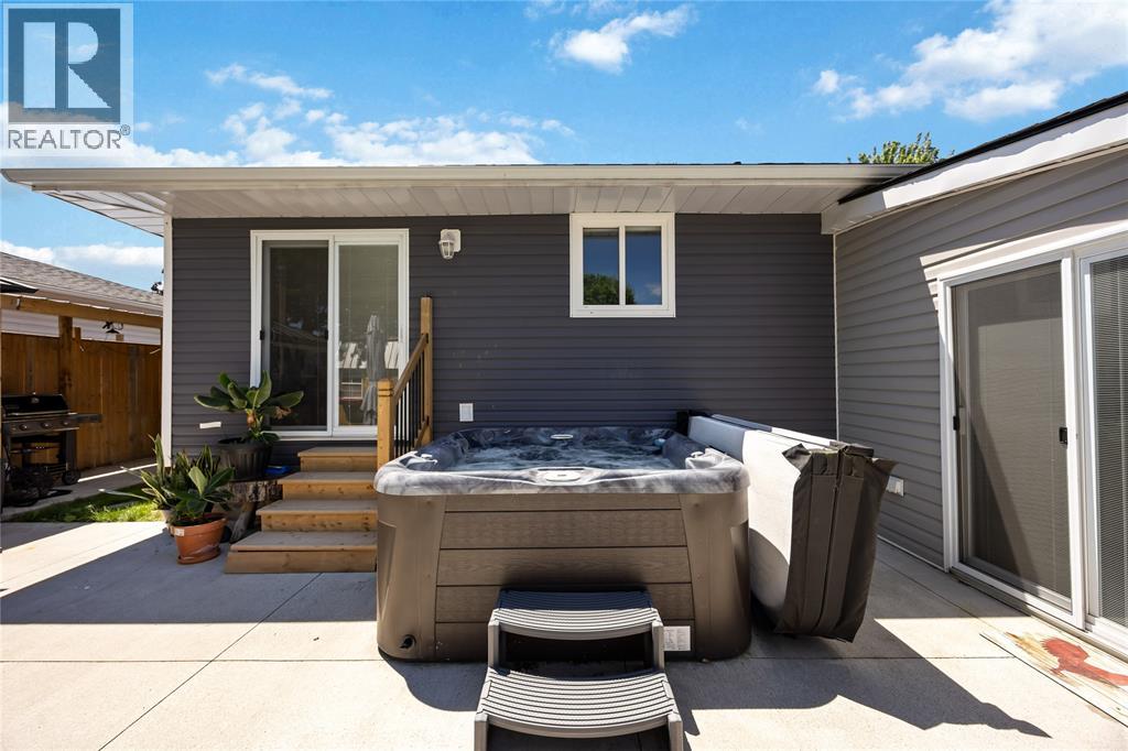144 Templeton Crescent Property Photo 48