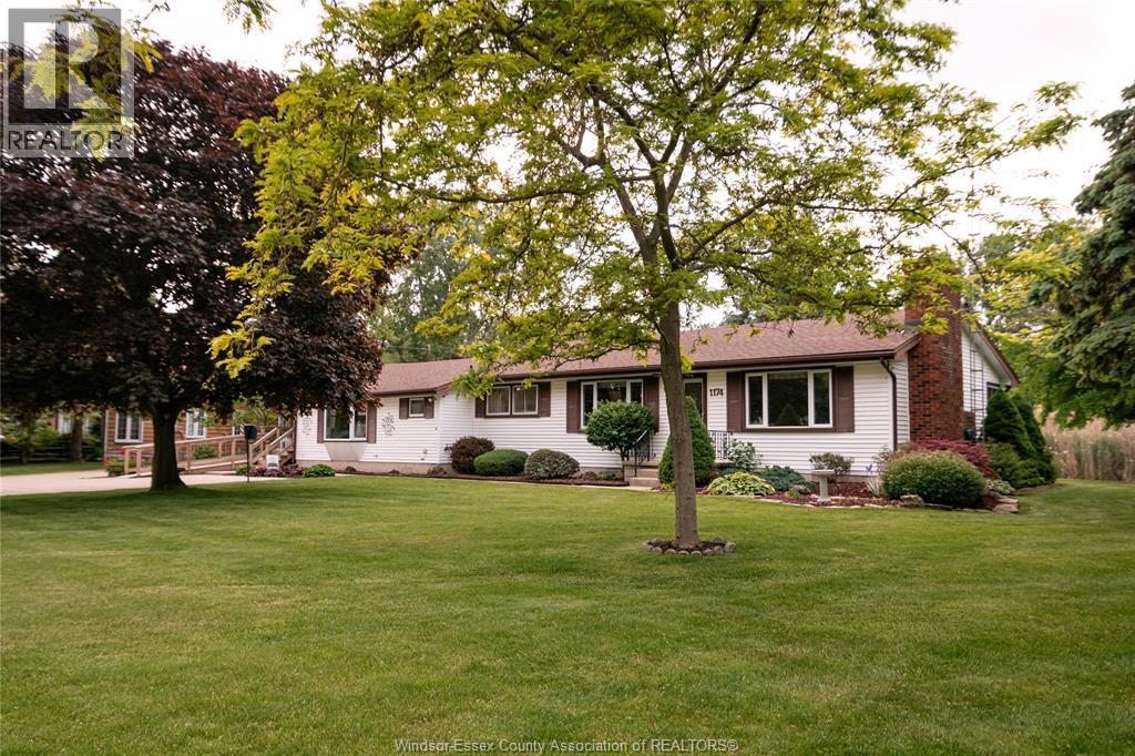 1174 HERITAGE ROAD Property Photo 1