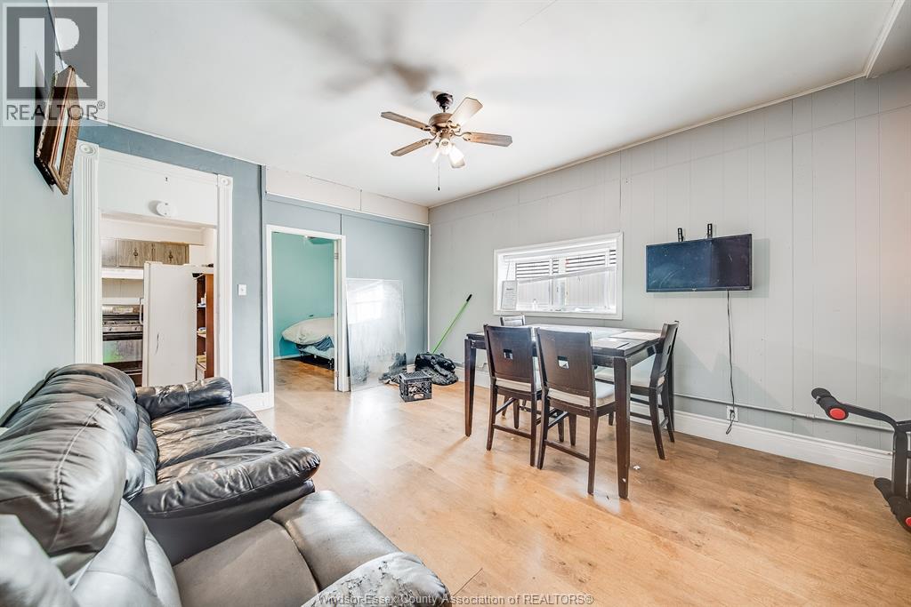40 Queen Property Photo 17