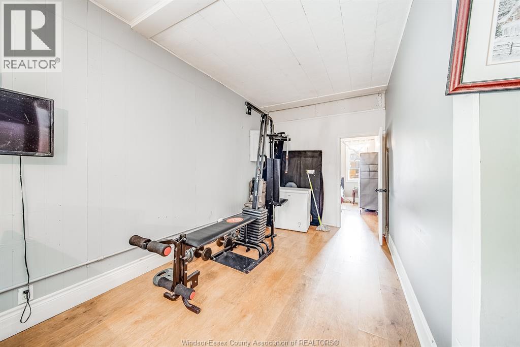 40 Queen Property Photo 18