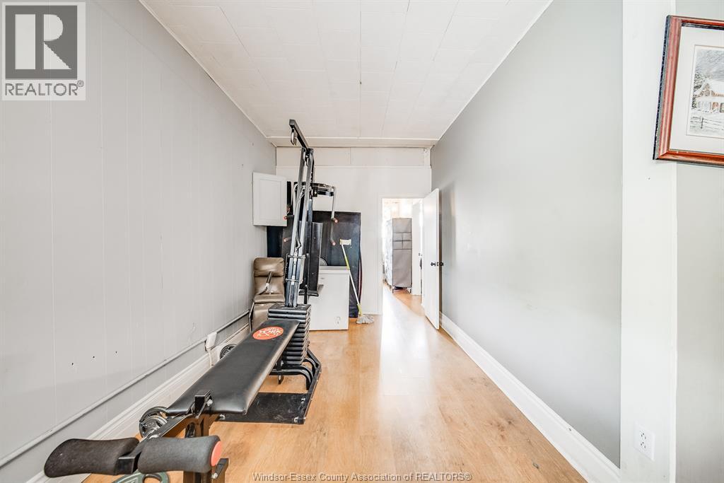 40 Queen Property Photo 19