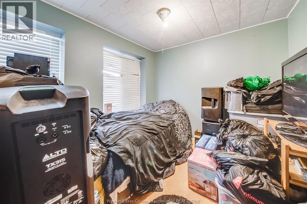40 Queen Property Photo 23