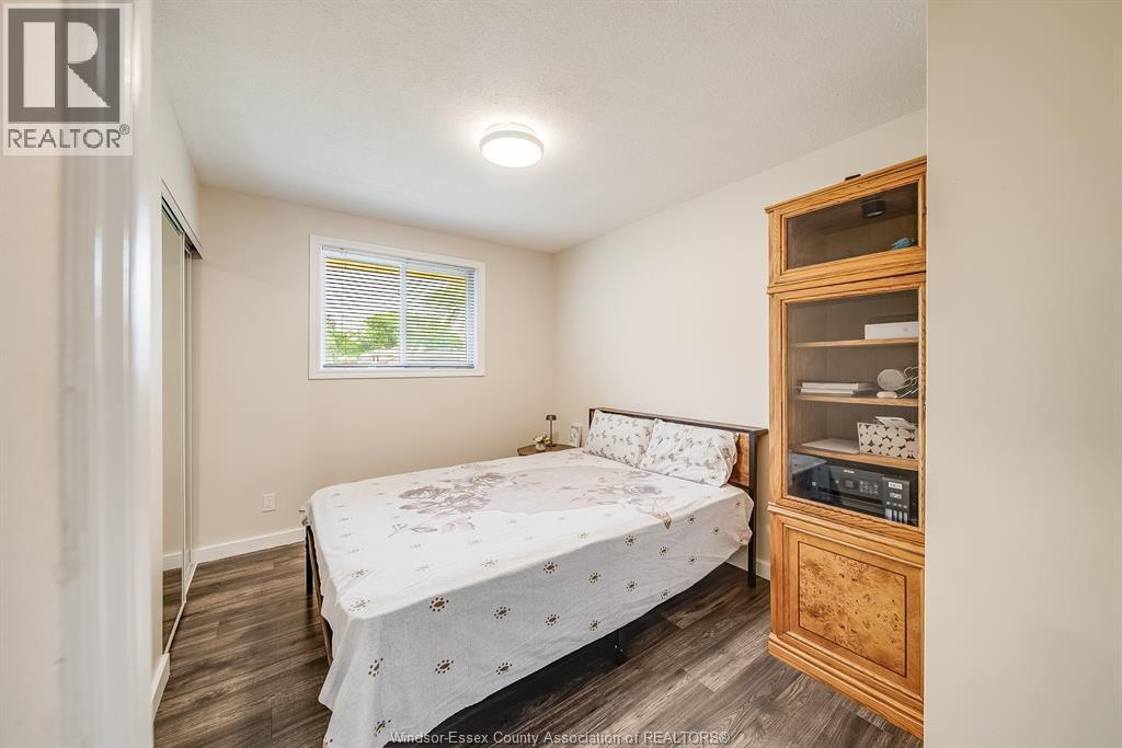 5210 Queen Elizabeth Drive Property Photo 16