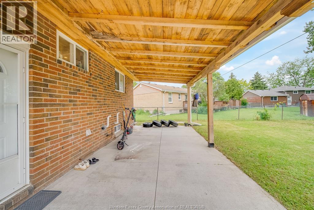 5210 Queen Elizabeth Drive Property Photo 36