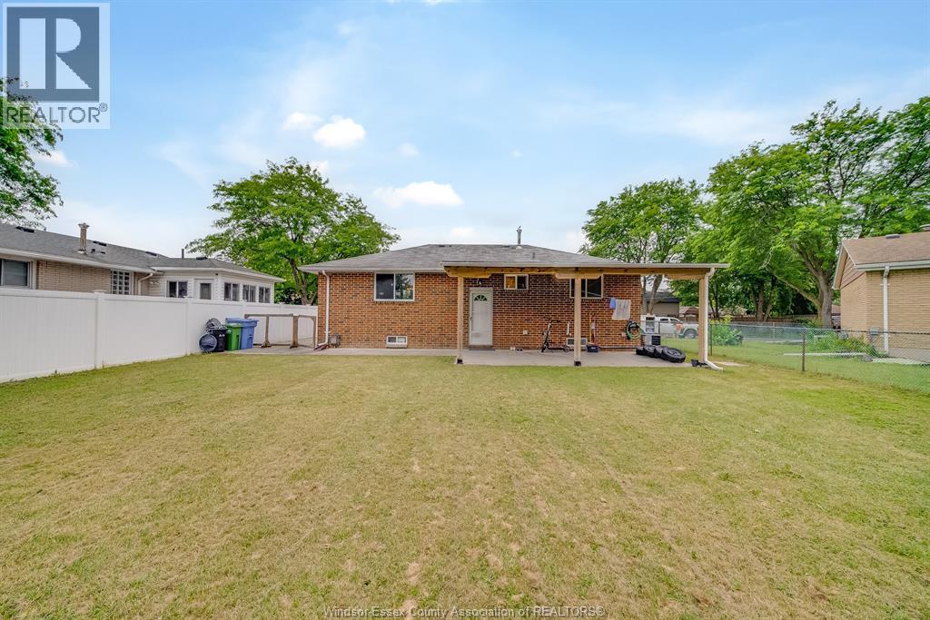 5210 Queen Elizabeth Drive Property Photo 39