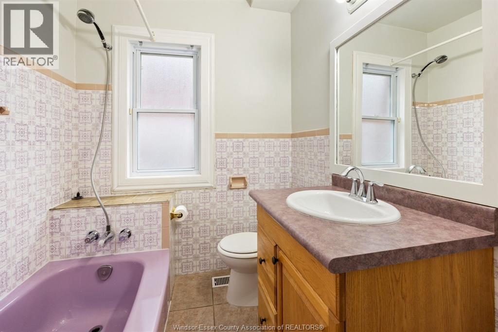 1130 Langlois Property Photo 16