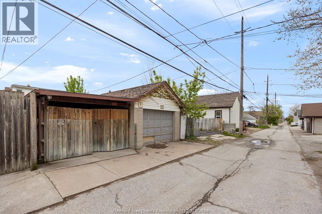 1130 Langlois Property Photo 25