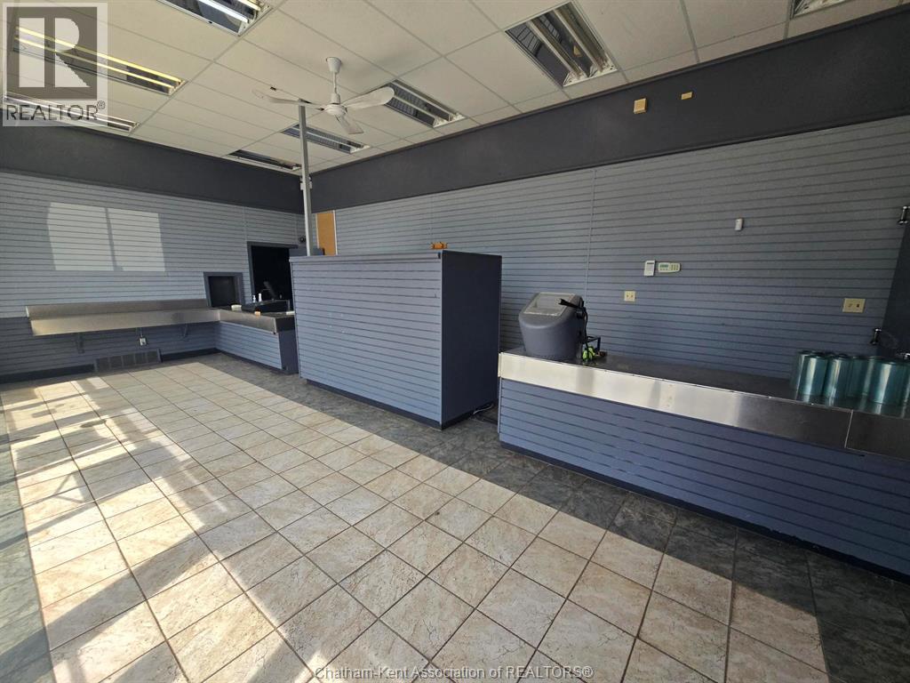 167 Queen Line Property Photo 3
