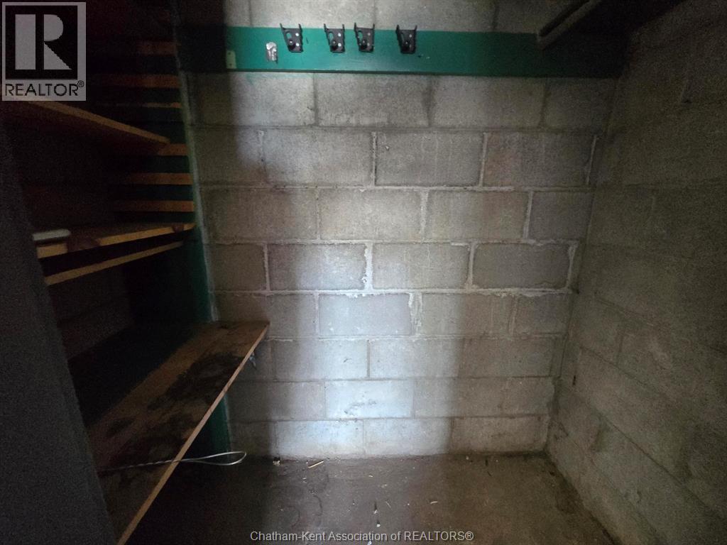 167 Queen Line Property Photo 10