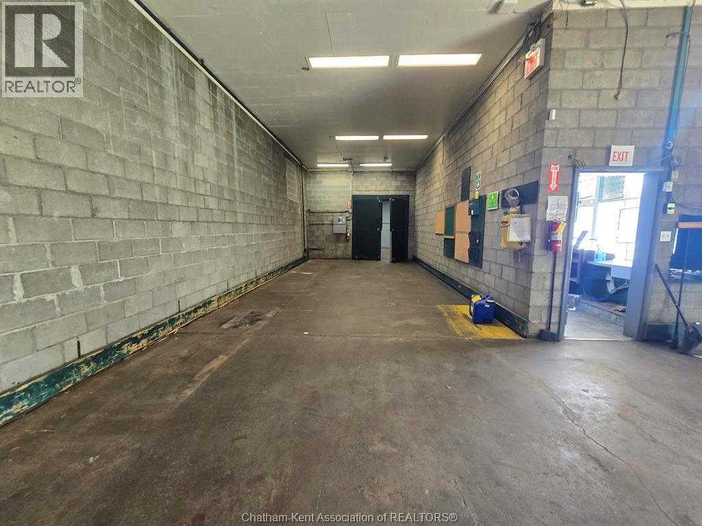 167 Queen Line Property Photo 11