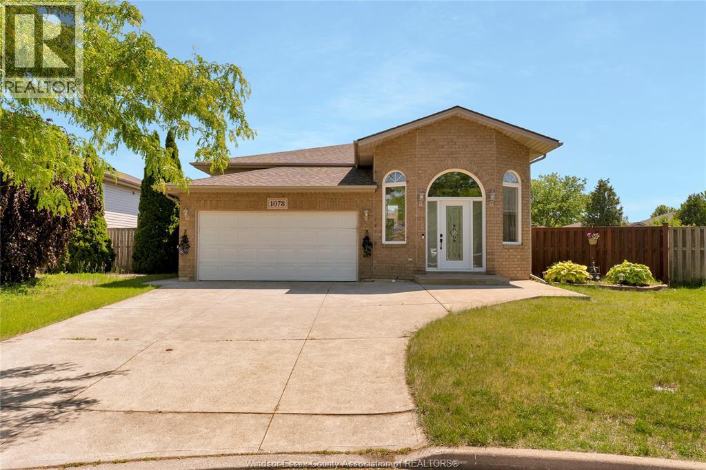 1078 TREVERTON