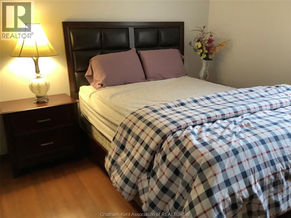 17 Country Lane Property Photo 14