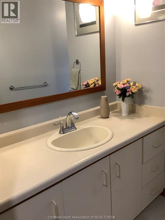 17 Country Lane Property Photo 16