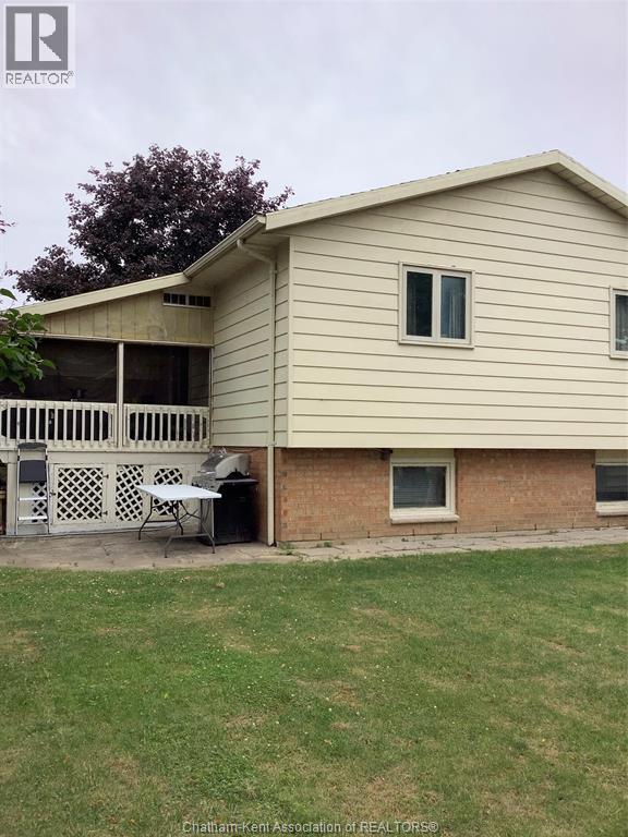 17 Country Lane Property Photo 31