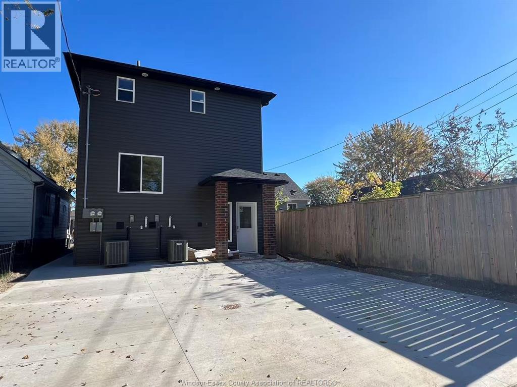 917 Mckay Avenue Unit# Back Property Photo 1
