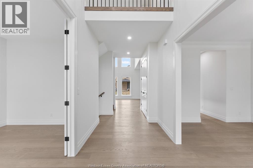 1212 Campana Crescent Property Photo 3