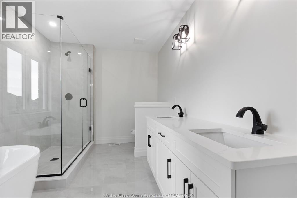 1212 Campana Crescent Property Photo 15