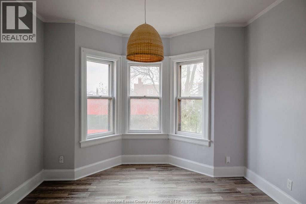 485 Louis Avenue Property Photo 8
