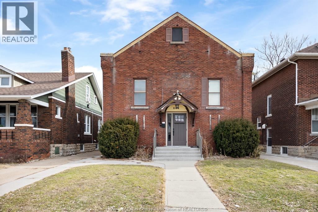 644 Partington Avenue Property Photo 1