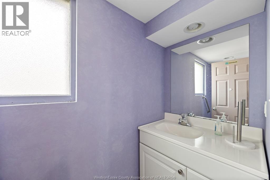 644 Partington Avenue Property Photo 6
